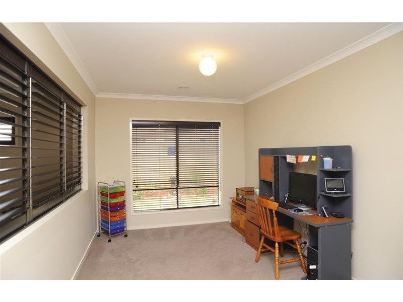 32 Pollard Drive, Leopold VIC 3224