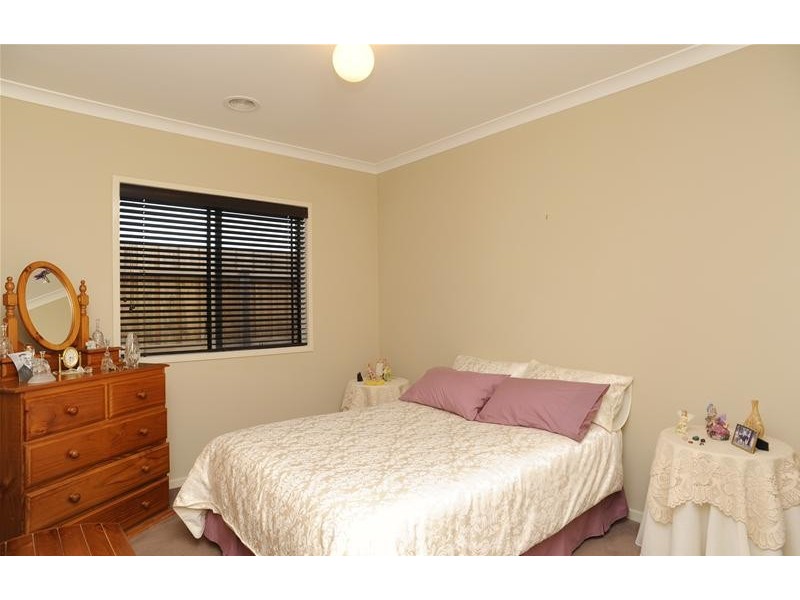 32 Pollard Drive, Leopold VIC 3224