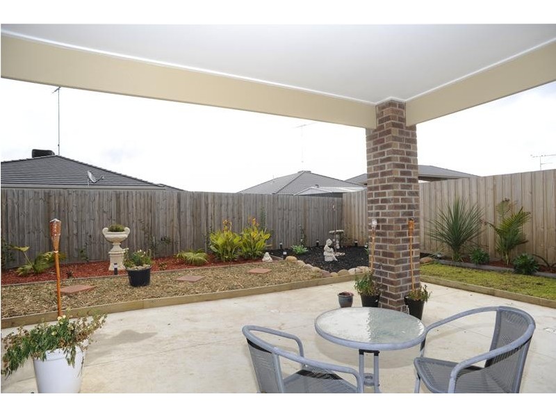 32 Pollard Drive, Leopold VIC 3224