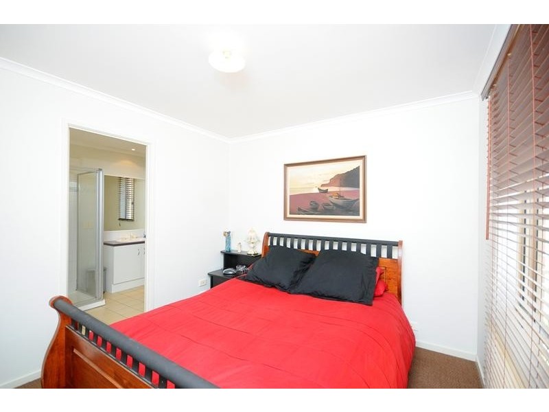 10 Trixia Place, Leopold VIC 3224