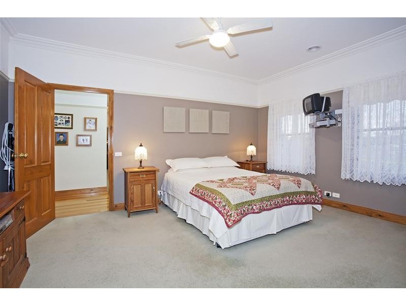 9 Fairbank Court, Leopold VIC 3224