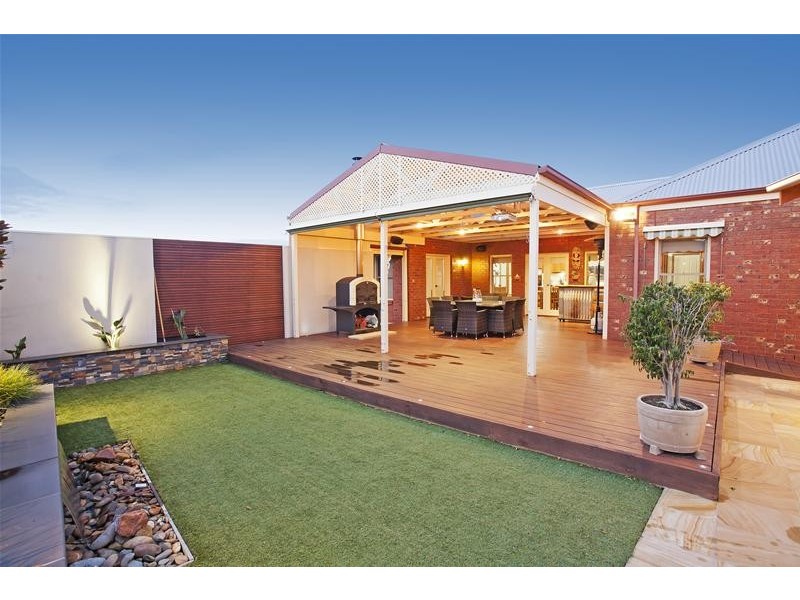 9 Fairbank Court, Leopold VIC 3224