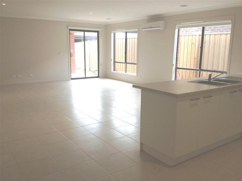 13 Everglade Street, Leopold VIC 3224