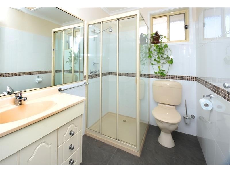 18 Darrambal Crescent, Leopold VIC 3224