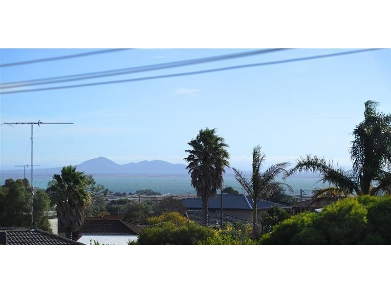 18 Darrambal Crescent, Leopold VIC 3224