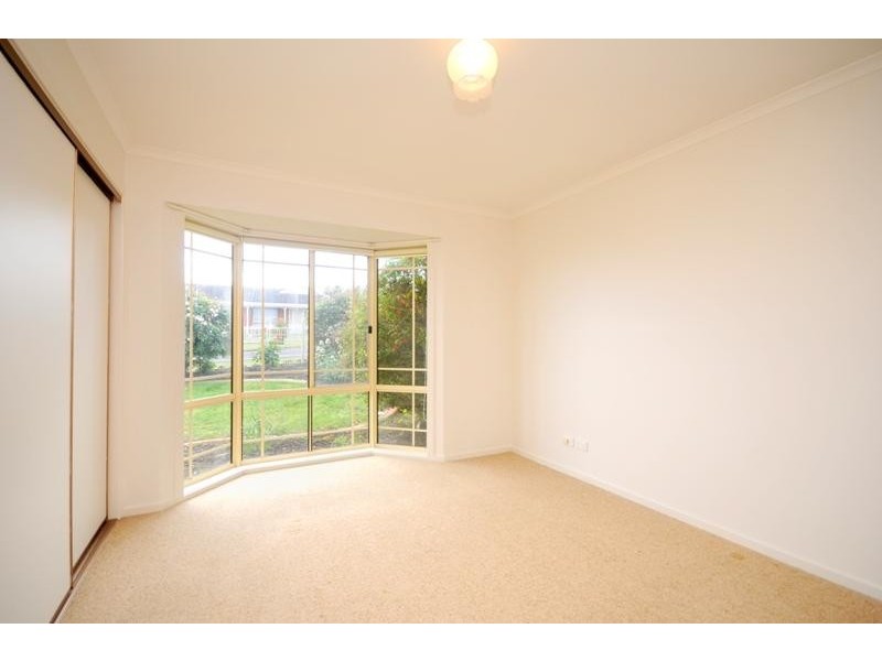 31 Vicarage Road, Leopold VIC 3224