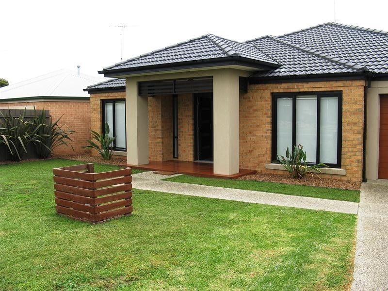 4 Split Court, Leopold VIC 3224