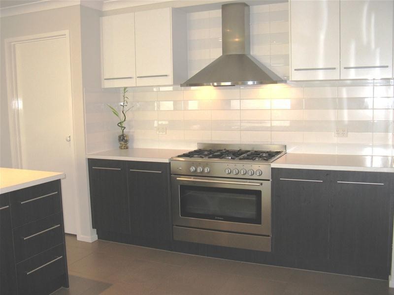 4 Split Court, Leopold VIC 3224