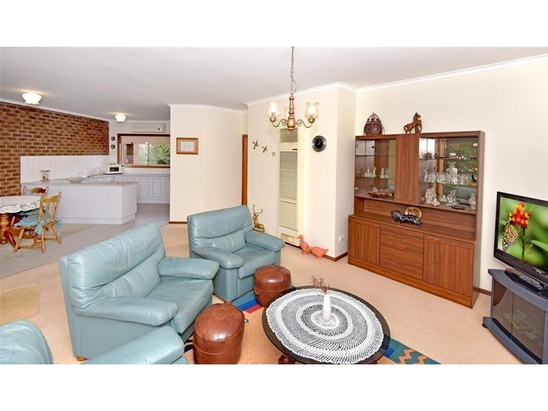 1/2 Curtis Court, Leopold VIC 3224