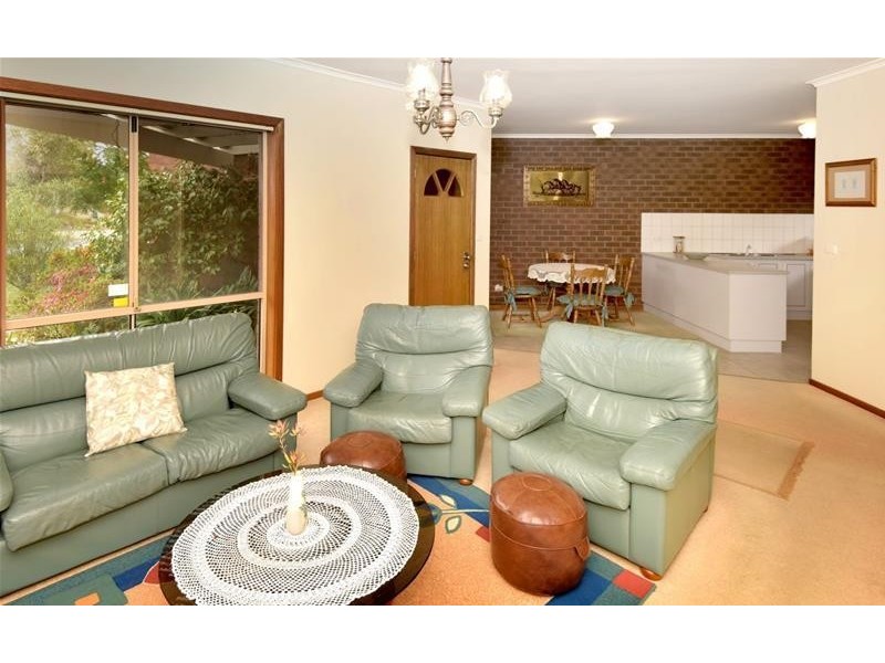 1/2 Curtis Court, Leopold VIC 3224