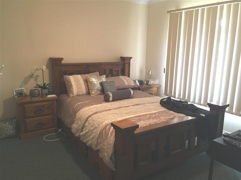 35 Huon Crescent, Leopold VIC 3224