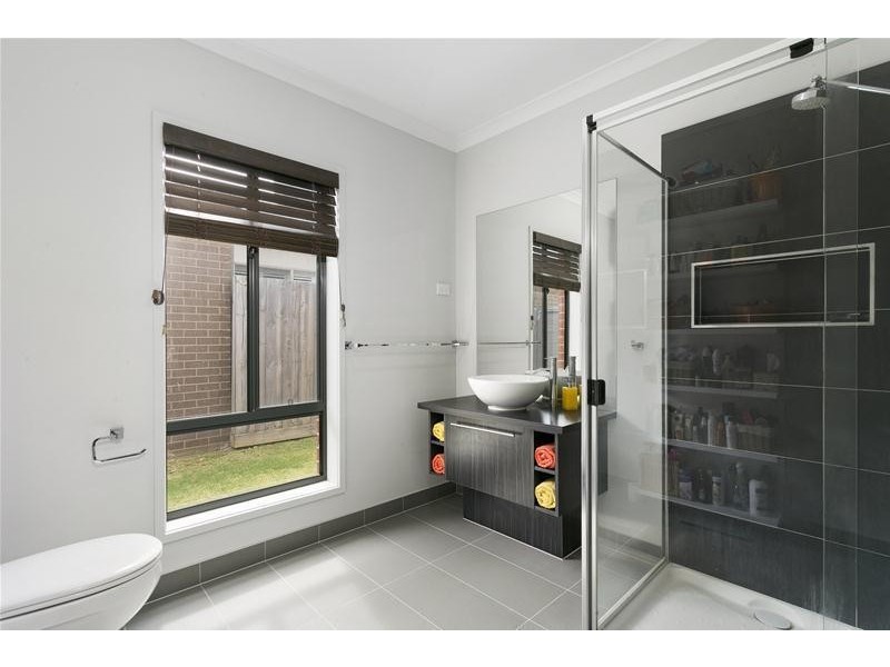 15 Barberino Way, Leopold VIC 3224