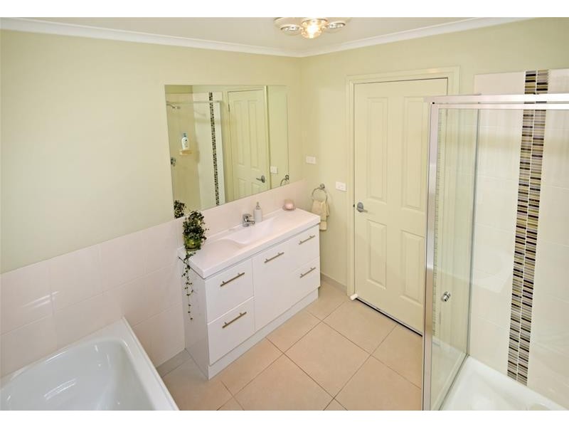 47 Cypress Crescent, Leopold VIC 3224