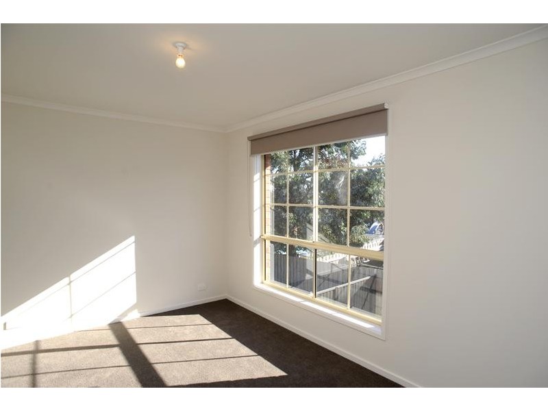 4 Reta Close, Leopold VIC 3224
