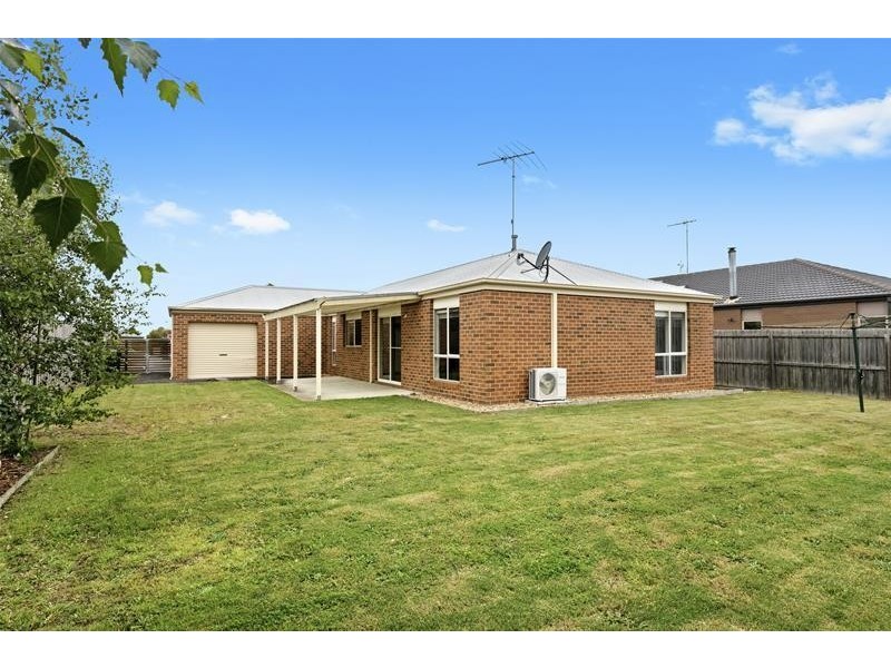 42 Pollard Drive, Leopold VIC 3224