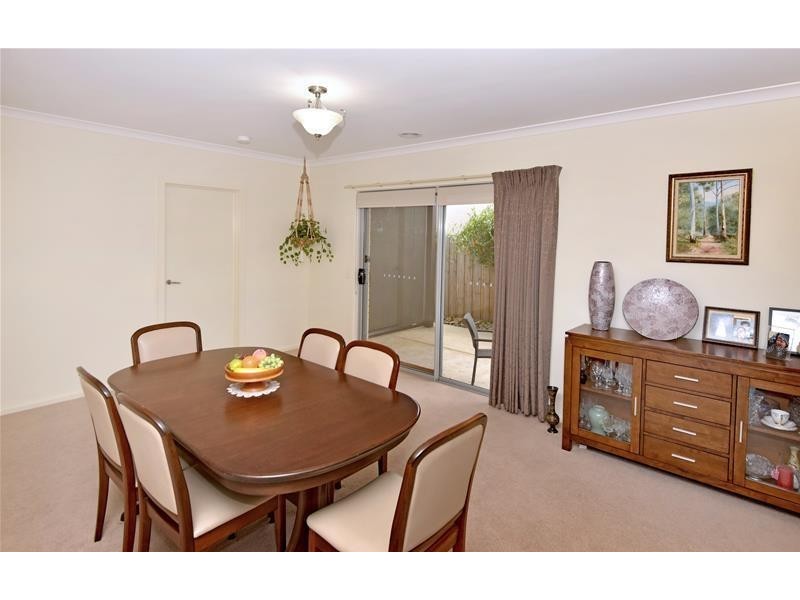 11 Robertson Road, Leopold VIC 3224