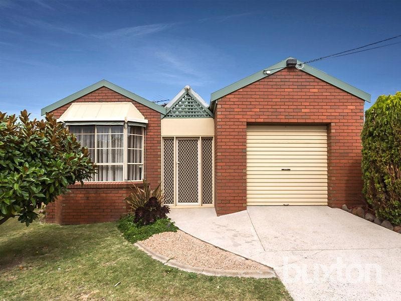 2/2 Wingeel Court, Leopold VIC 3224