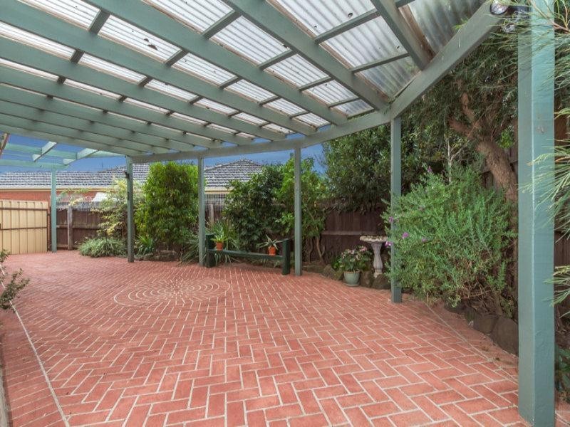 2/2 Wingeel Court, Leopold VIC 3224