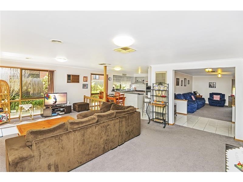 32 Donvale Drive, Leopold VIC 3224