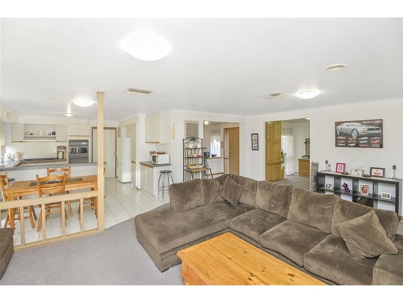 32 Donvale Drive, Leopold VIC 3224