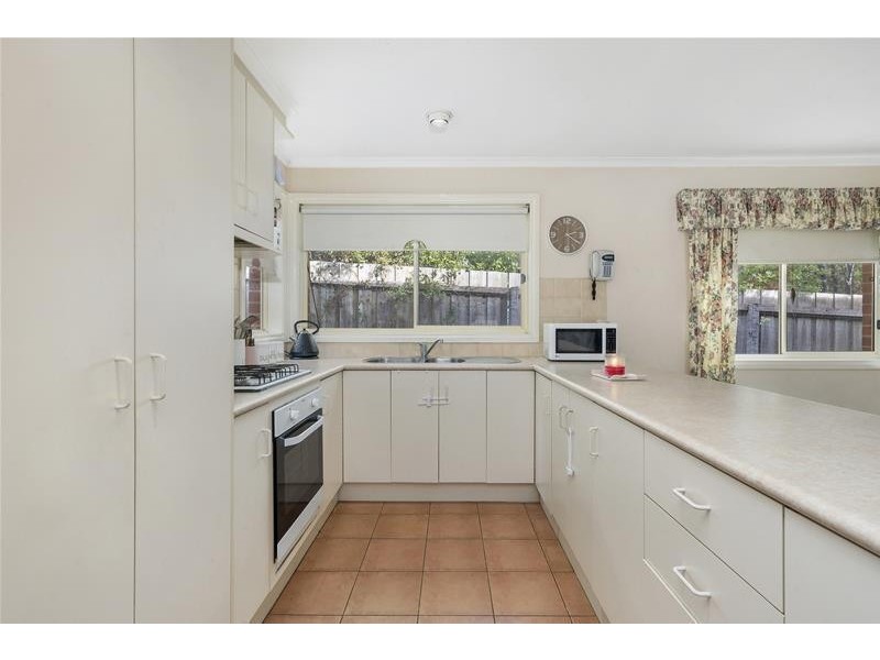 10 Daxter Court, Leopold VIC 3224