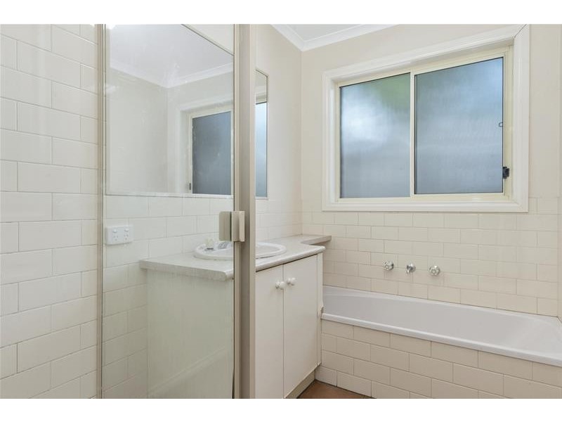 10 Daxter Court, Leopold VIC 3224