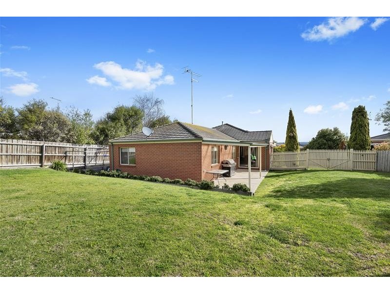 10 Daxter Court, Leopold VIC 3224