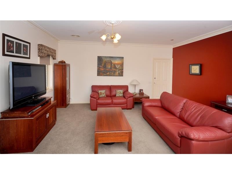 13 Lorikeet Court, Leopold VIC 3224