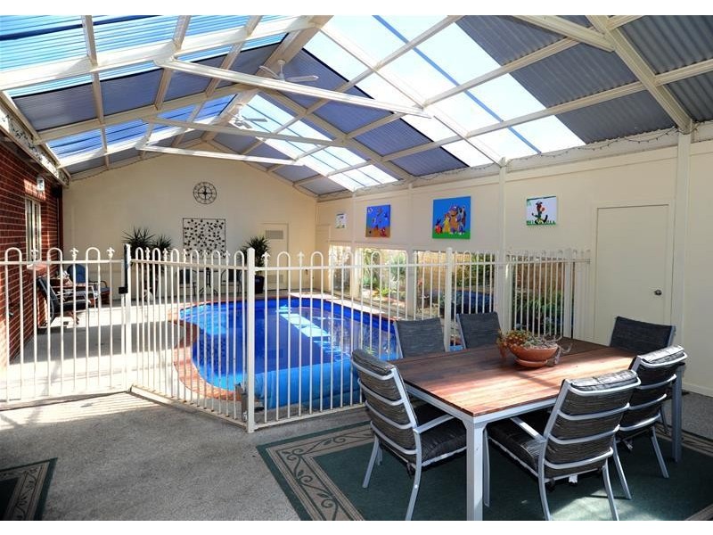 13 Lorikeet Court, Leopold VIC 3224