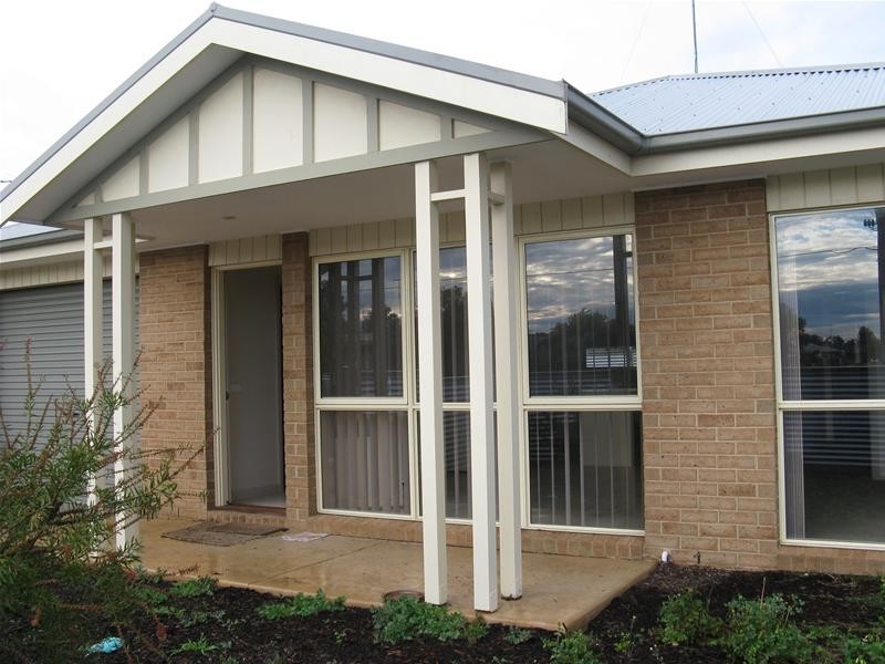 2/40 – 42 Townsend Road, St Albans Park VIC 3219