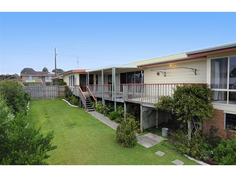 32 Heytesbury Drive, Leopold VIC 3224