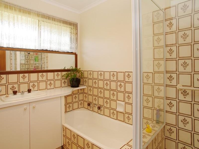 29 Claremont Drive, Leopold VIC 3224