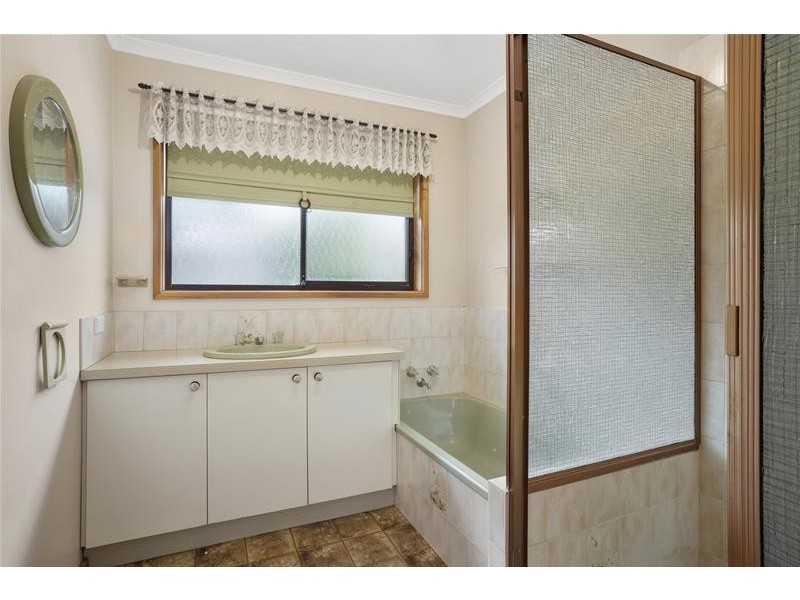 59 Simons Road, Leopold VIC 3224