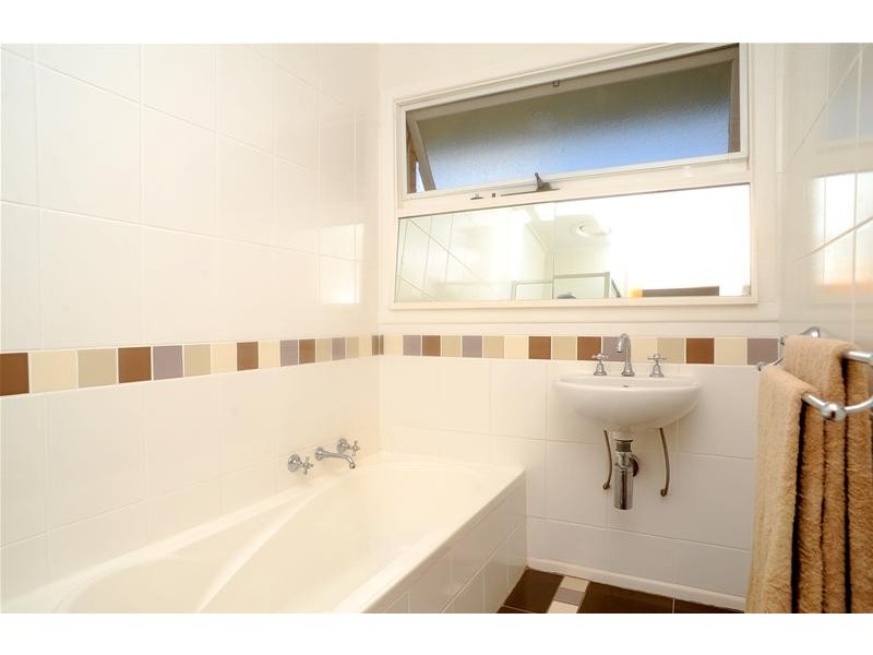 3 Anzac Avenue, Leopold VIC 3224