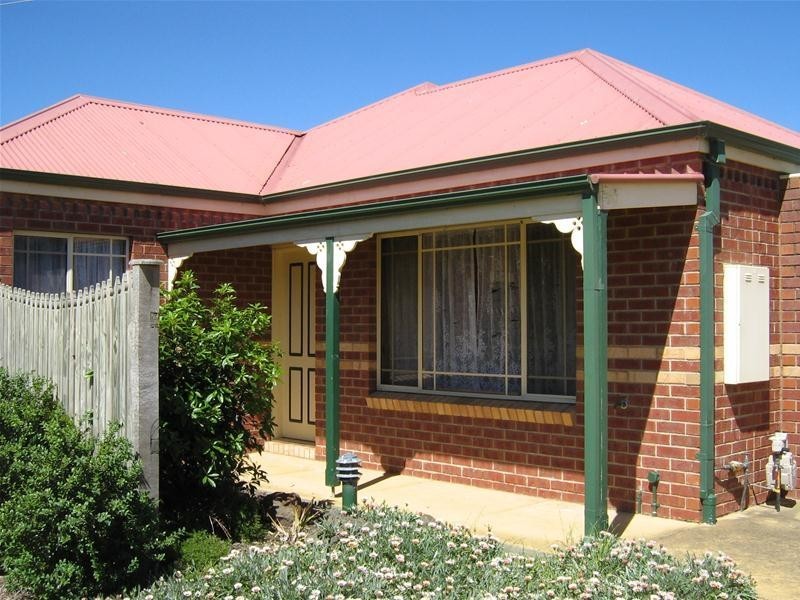 2/60 Burlington Crescent, Leopold VIC 3224