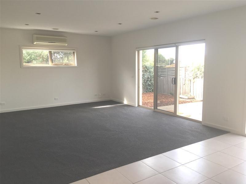 2/87 Northview Drive, Leopold VIC 3224