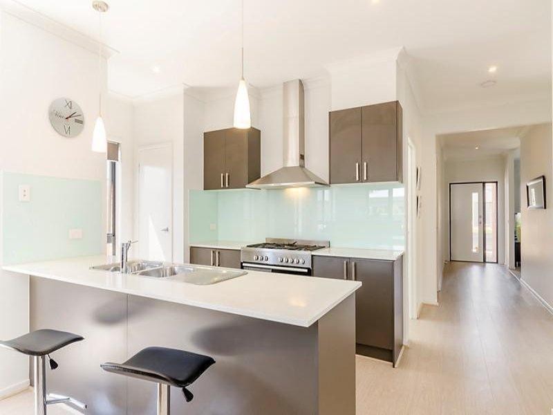 13 Sandridge Street, Leopold VIC 3224