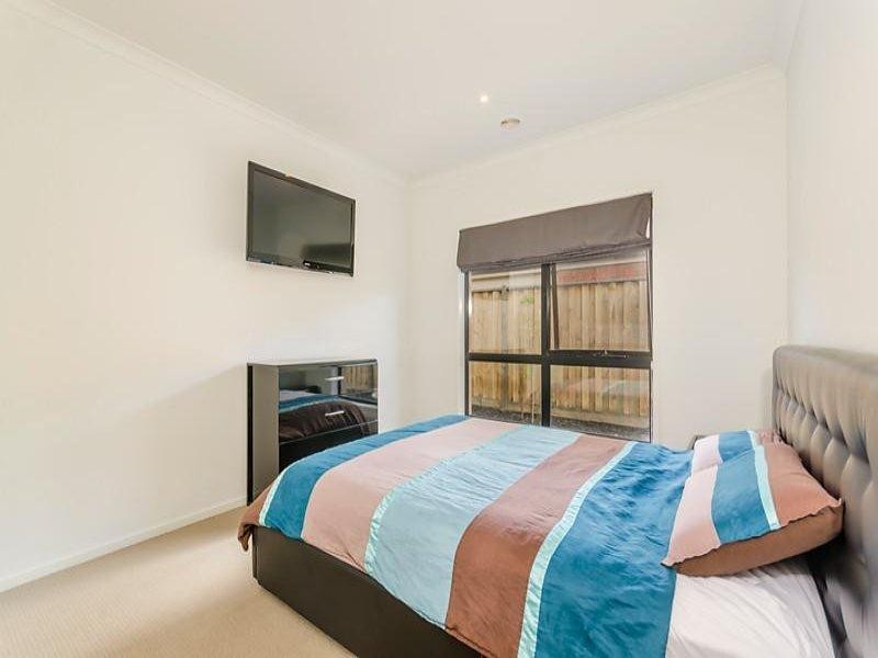 13 Sandridge Street, Leopold VIC 3224