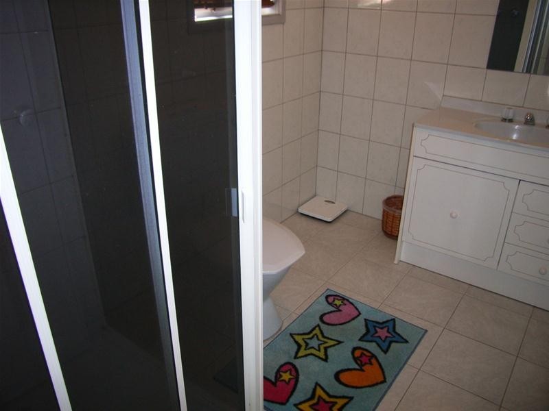 32 Burlington Crescent, Leopold VIC 3224