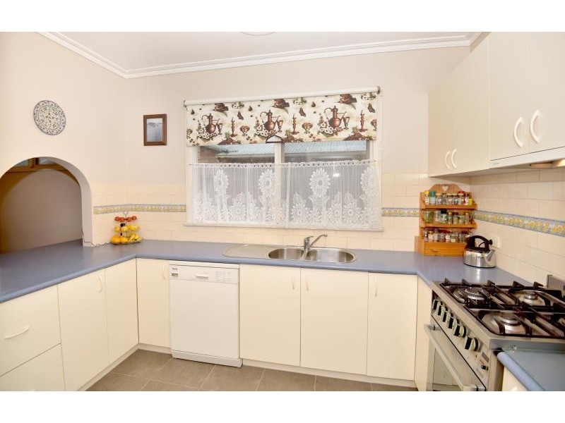 12 Longview Avenue, Leopold VIC 3224