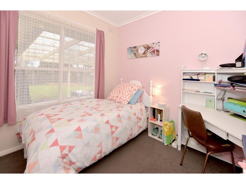 12 Longview Avenue, Leopold VIC 3224