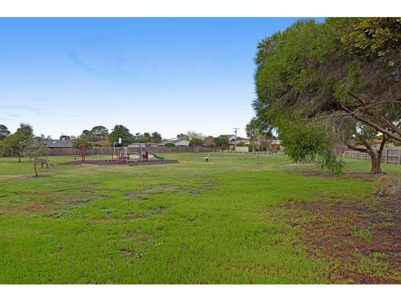 12 Longview Avenue, Leopold VIC 3224