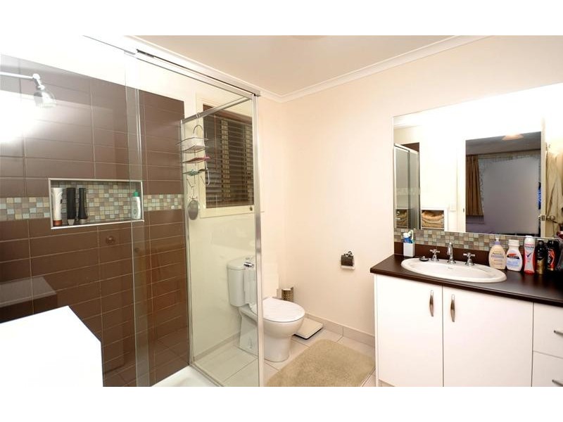 70 Hoddle Drive, Leopold VIC 3224