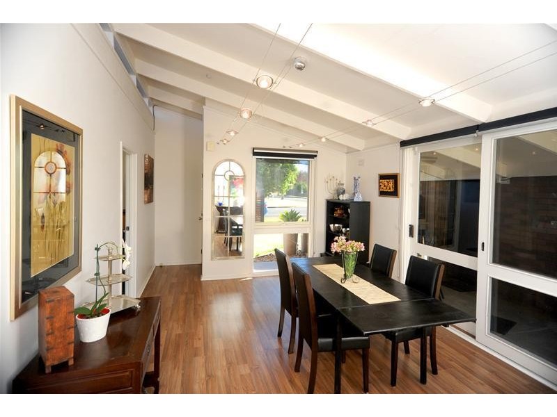 15 Hazelwood Crescent, Leopold VIC 3224