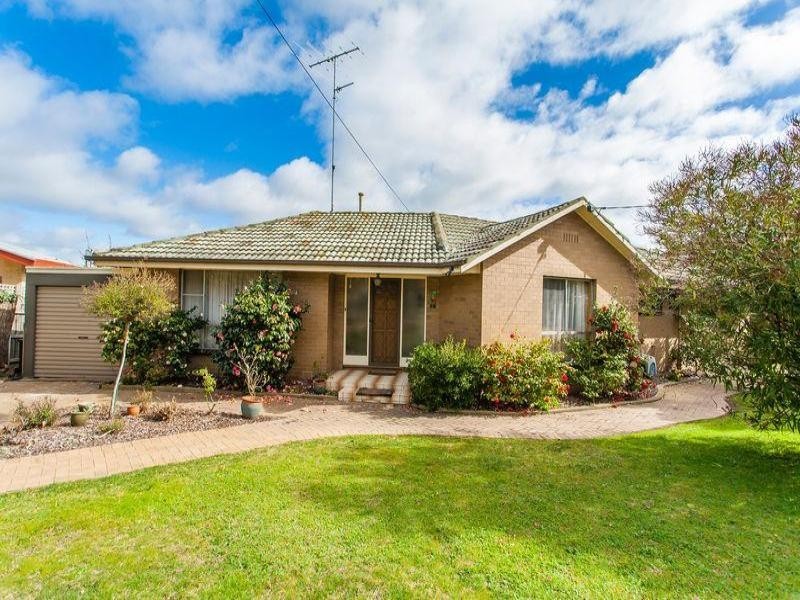 26 Glengarwyn Road, Leopold VIC 3224