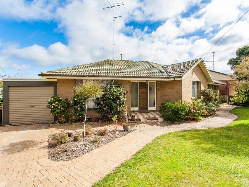 26 Glengarwyn Road, Leopold VIC 3224