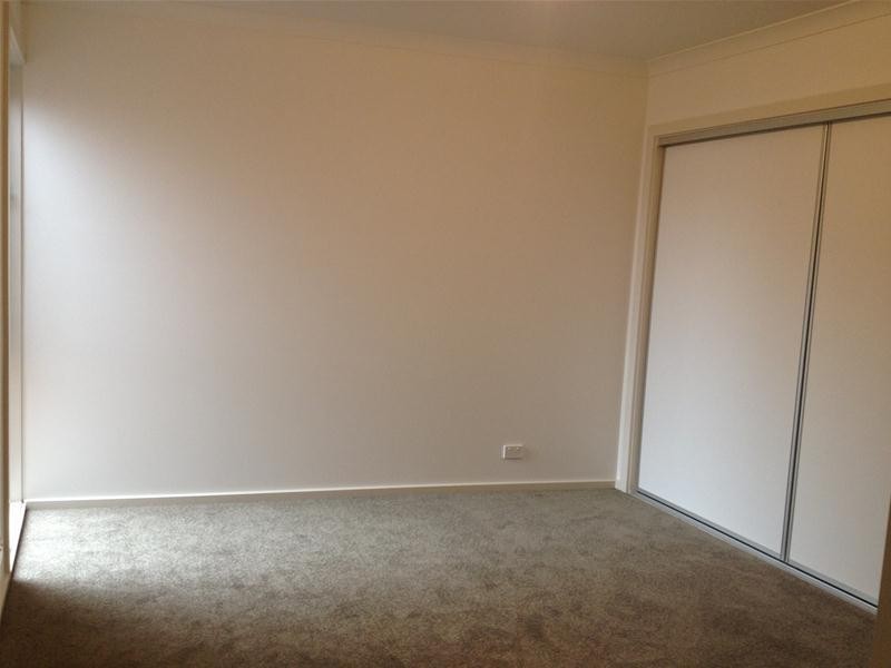 3/7 Ferry Grove, Newcomb VIC 3219