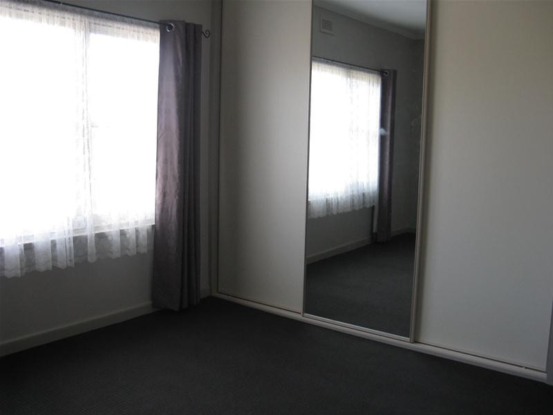 11 Charlotte Avenue, Newcomb VIC 3219