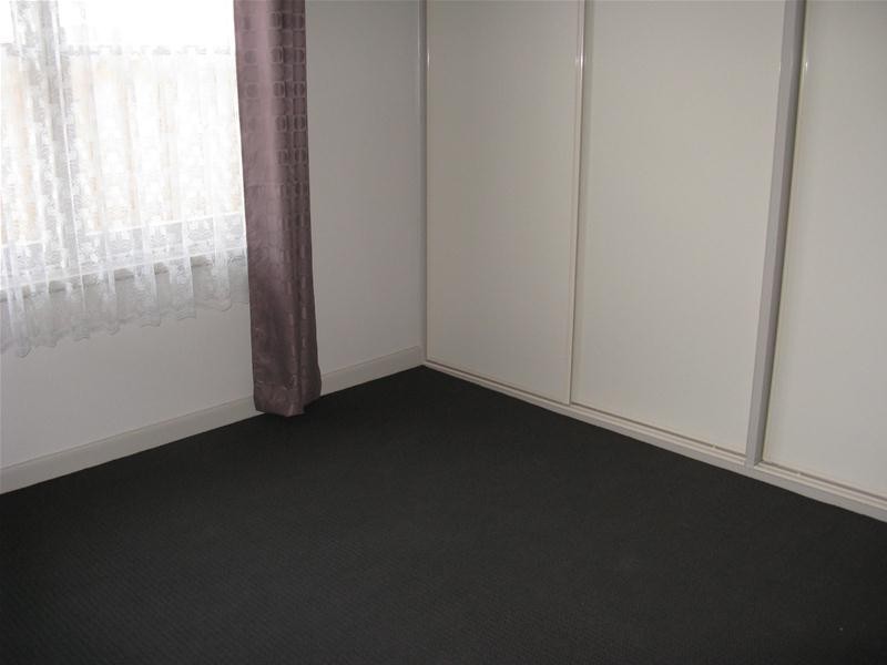 11 Charlotte Avenue, Newcomb VIC 3219