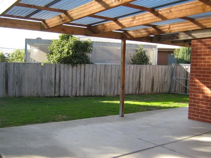 6 Sarah Court, Leopold VIC 3224